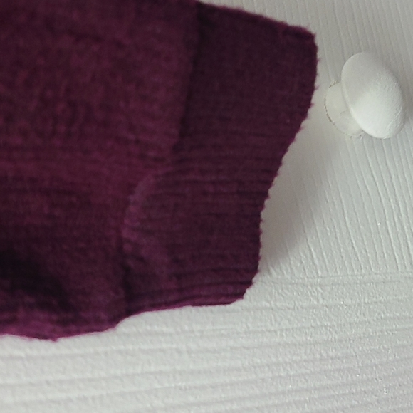 SO BRAND WOMENS COZY HOODIE BY "SO" SIZE MEDIUM - Picture 8 of 12